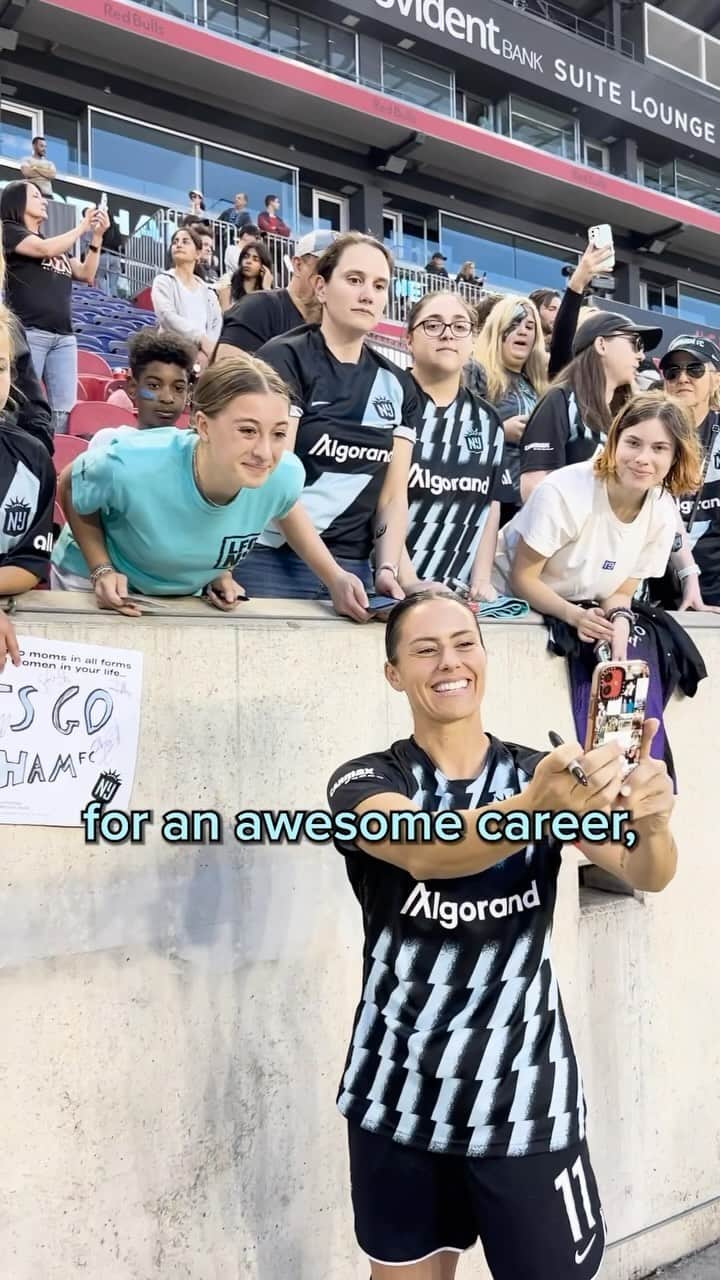 アリ・クリーガーのインスタグラム：「So much love @alikrieger. 🖤 Ngl, we really do hope they name their baby after her. 😌  #ThankYouKriegs」