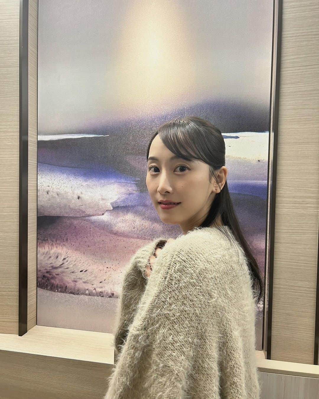 松井玲奈さんのインスタグラム写真 - (松井玲奈Instagram)「ニットの季節になって幸せ」10月10日 6時47分 - renamatui27