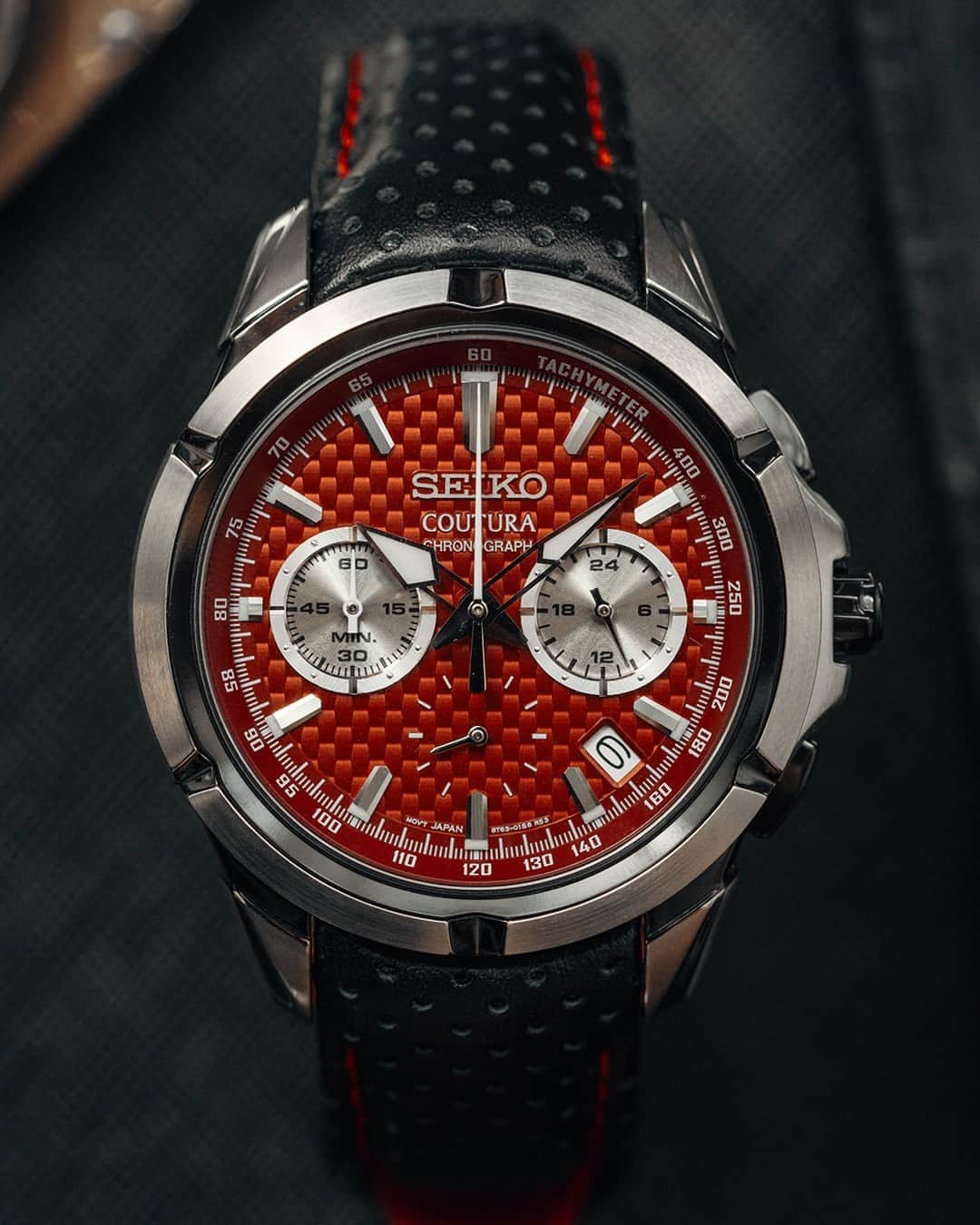 Seiko Watchesのインスタグラム：「Are You Ready to Rock this RED Dial? 🚩  #SSB435 #Seiko #Coutura」