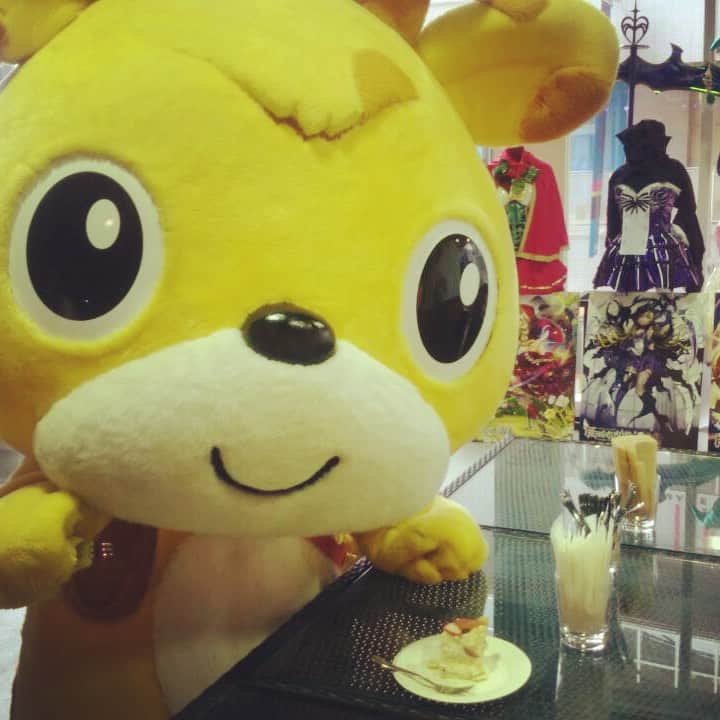 のインスタグラム：「Please also have a good time by a smiling face today.😗今日も笑顔で楽しく過ごしてねぇ♪( ´θ｀)ノ  #youtube #キャラクター #character #osaka #photooftheday #webstagram #cute  #kawaii #follow #likeforlike #松竹芸能 #いしきりん」