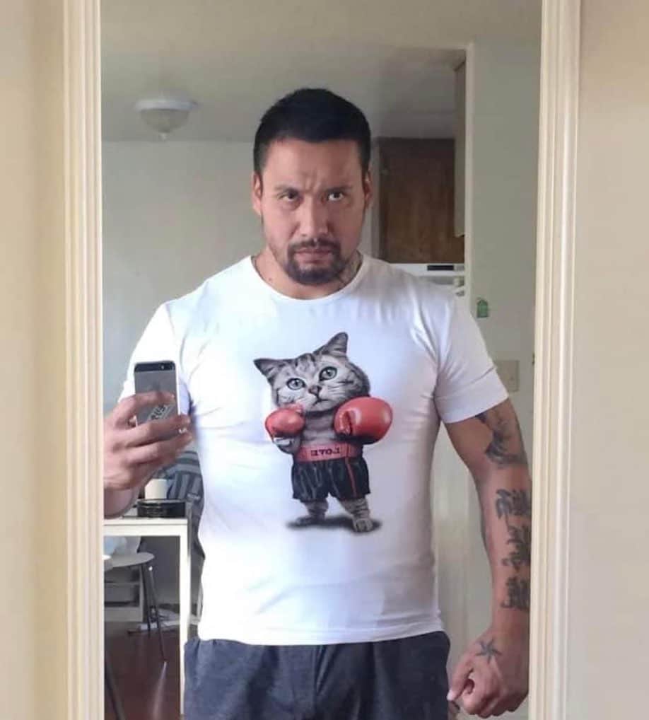 樋高リオのインスタグラム：「治療していただいてる中林先生にこんなTシャツをいただきました。  本氣で怪我を治したい人は是非  『なかばやし整骨院』 の詳細はトップページから👆」