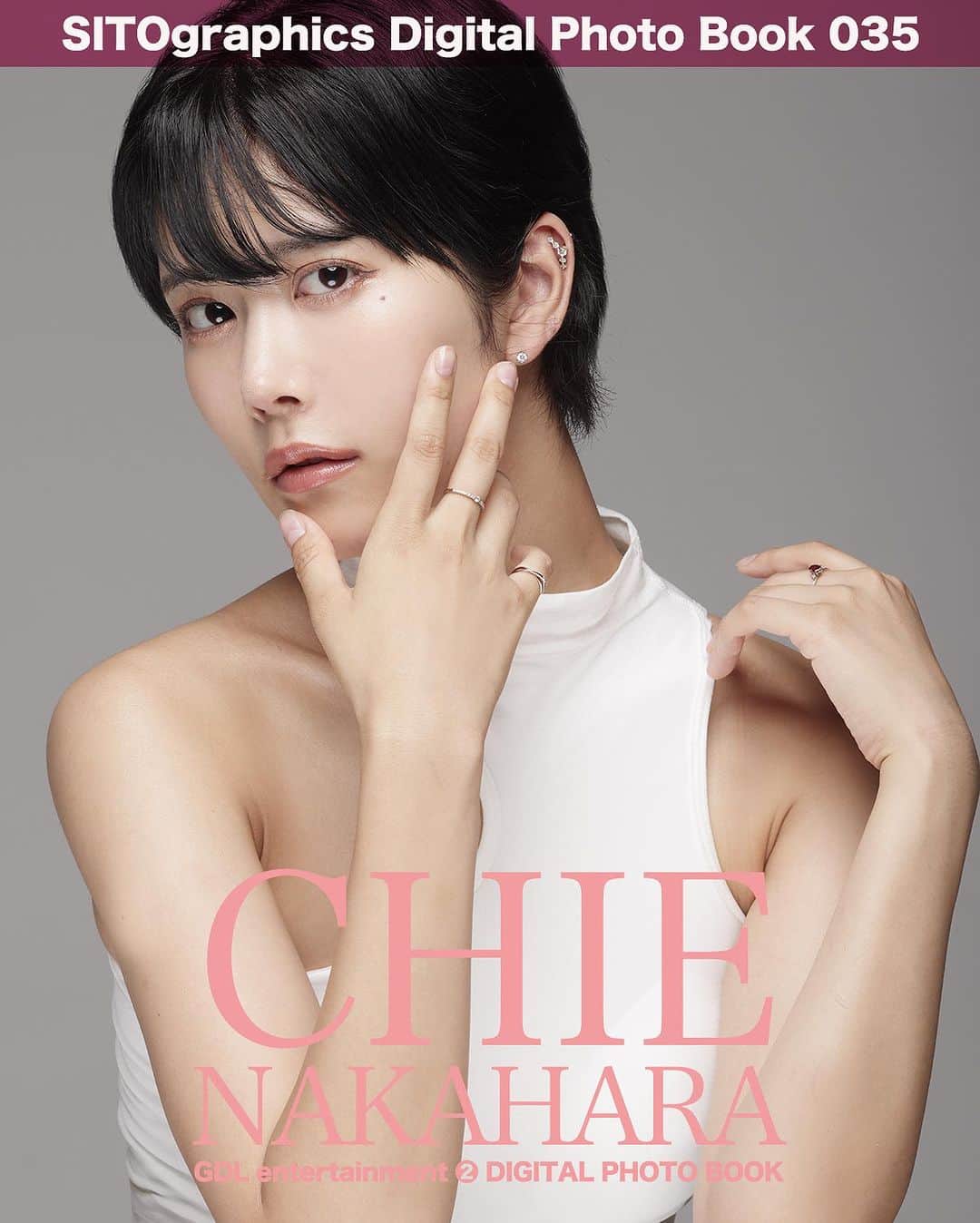 シト山口のインスタグラム：「美しいのはボディだけじゃないよ❤️  仲原ちえ①デジタル写真集予約受付中❤️ 超絶スレンダービューティボディを心ゆくまで堪能出来る仕上げとなっておりますヾ(＠°▽°＠)ﾉ  今回紹介するのは、バストアップのビューティショット！仲原さんの美しさを毛穴レベルまで堪能出来ます😊💕✨  気になる今回のメニューは ①ハイネックのビューティ・バストアップ ②サイドにスリット増しましスカートのダンス ③超正統派デニムと白シャツだけどダメージでお尻見えてる ④肌色水着で軟体ポーズ、オリりー増しまし仕上げ ⑤オイリー＆カウガール ⑥ランジェリーでフィニッシュ！ 全編オイリーに仕上がった大胆スレンダービューティ  model @nakahara_chie  office @gdl_ent  hair&make @sst.agram  photo @sito_yamaguchi   予約はBASE shopにて宜しくお願い致します🙏🏻🙇🏻‍♂️💕✨  https://sitographics.base.shop  パシフィックJLOC レースクイーン #スレンダー」