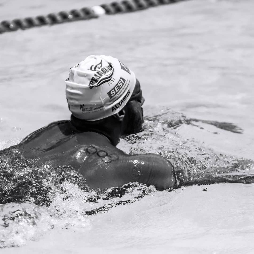 ルイス・アルタミル・メロさんのインスタグラム写真 - (ルイス・アルタミル・メロInstagram)「"Nothing to lose, but everything to win"  Boa semanaa !!! 🏊🏽‍♂️🏊🏽‍♂️🏊🏽‍♂️  📸: @andre.gorki   @sesiceara @idealswimteam  @idealclube  @ergosfortaleza @academial3  #SESICeará #SESISaúde #BolsaEsporteFortaleza #Secel #EsporteLazerFortaleza」10月10日 9時03分 - luizaltamir96