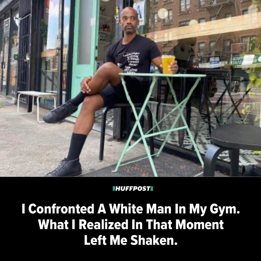 Huffington Postのインスタグラム：「“One day I was on the StairMaster, doing my thing, when a Black gym employee approached a white guy on the treadmill in front of me and told him to pull his mask back up. He gave her a quick glance, slowly tugged the fabric, then returned his focus to running,” writes HuffPost guest writer Delano Burrowes.⁠ ⁠ “There was something about the look I saw him give her: entitlement. Dismissal. Invisibility. It triggered an overwhelming urge in me to wipe the smugness off his face.”⁠ ⁠ “‘Hey! Didn’t she tell you to put your f**king mask on?’” I was somehow off the StairMaster, standing next to the man, and speaking at a volume I never used.”⁠ ⁠ “I expected, wanted, and needed an apology — for so much. Instead, I got a version of the glance he’d given the employee. I wasn’t about to let it end like that, but then I saw past him to the mirror behind the treadmills. I looked crazy.”⁠ ⁠ “How did I become this person? I asked myself. Yeah, he’s probably an a**hole, but gyms are full of a**holes. So what?”⁠ ⁠ “After the treadmill interaction, I thought about another gym incident, also regarding a mask, a few months before. I was in the weight room when I heard, “‘Hey, bro, can you put your mask over your nose?’”⁠ ⁠ “The Black guy on the butterfly machine looked over at the white guy talking to him. “Nah. I’m good,” he said.”⁠ ⁠ “‘Huh? You do know there’s a pandemic, right?’ the white guy asked.”⁠ ⁠ “It escalated into an adrenaline-fueled argument, and a Black staffer was asked to intervene.”⁠ ⁠ “I knew the conflict going on in the staff member’s head: 'How can I side against another Black person in this space?' They averted their eyes and walked away.”⁠ ⁠ “I had barely talked to the other Black guy in all the years I’d seen him around, but now we looked at each other and slowly nodded.”⁠ ⁠ “Why did I act like that then and now had a completely opposite reaction? It made no sense, except it did.”⁠ ⁠ Read the full essay at our link in bio. // 📷 Courtesy of Jules Arribillaga」