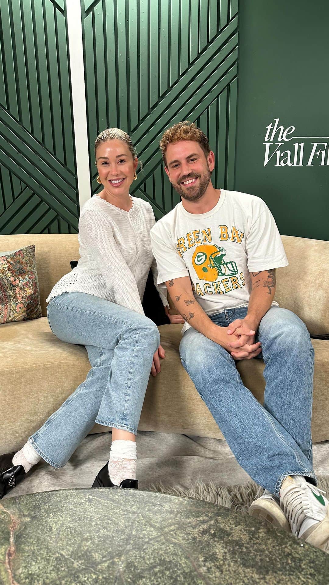 ニック・ビオールのインスタグラム：「Tomorrow on The @viallfiles the hilarious and passionate reality tv fan @gabby.windey joins us to recap all things reality!」