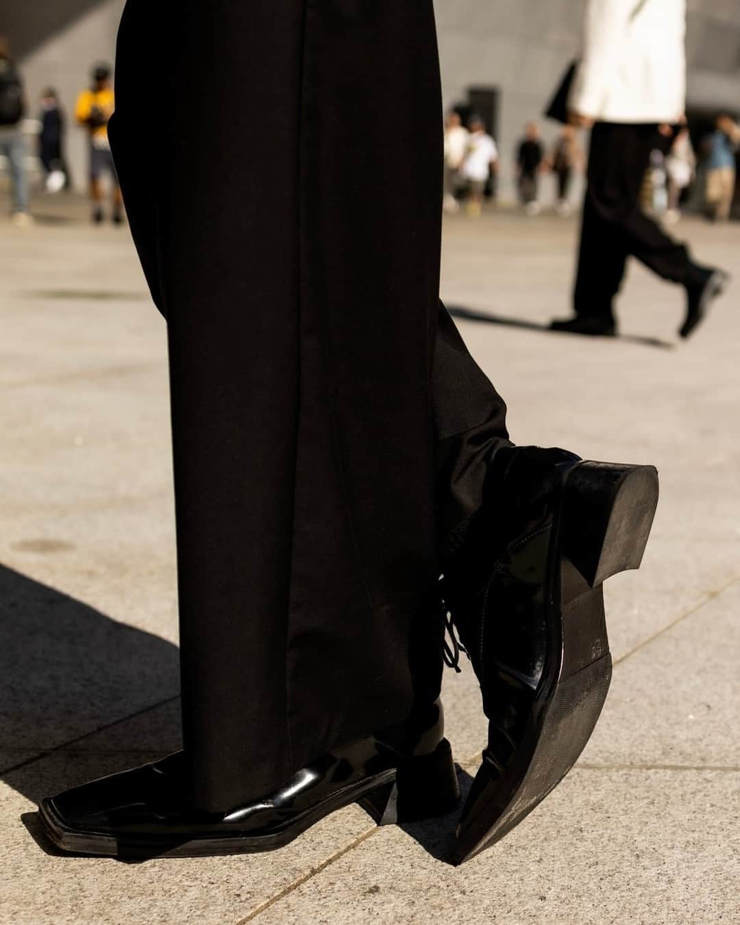 Fashionsnap.comさんのインスタグラム写真 - (Fashionsnap.comInstagram)「Name: KAI⁠ Occupation: model⁠ ⁠ Tops #Coldwave⁠ Pants #BASICCOTTON⁠ Shoes #HUMANT⁠ ⁠ Photo by @shogomorishita⁠ ⁠ #スナップ_fs #fashionsnap #fashionsnap_men」10月10日 10時00分 - fashionsnapcom