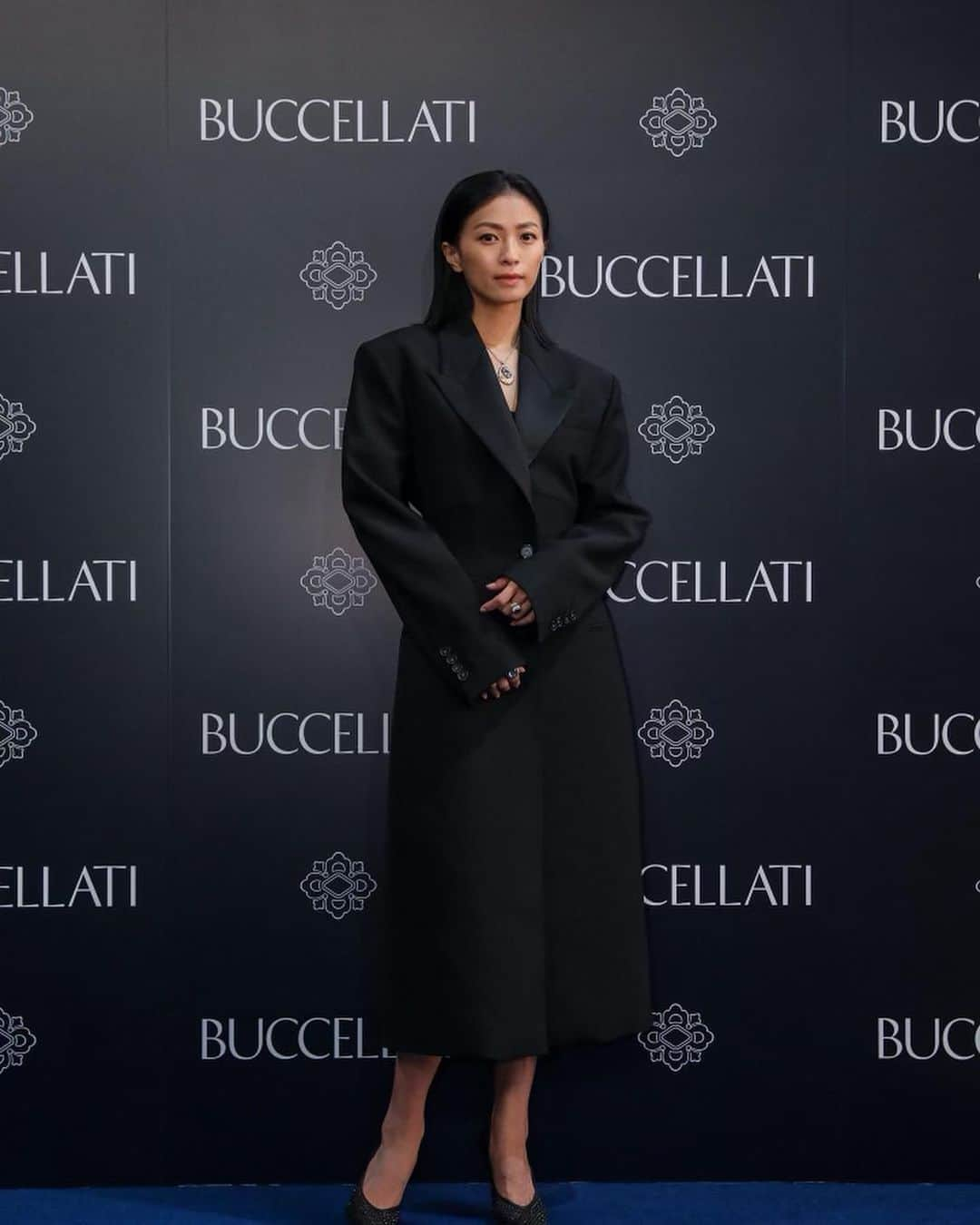 榮倉奈々さんのインスタグラム写真 - (榮倉奈々Instagram)「buccellatiの金細工の美しさ…  @buccellatimilan #buccellati #pr」10月10日 10時00分 - nana_eikura