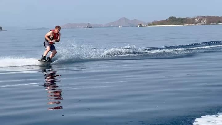 のインスタグラム：「#amandira #wakeboarding」