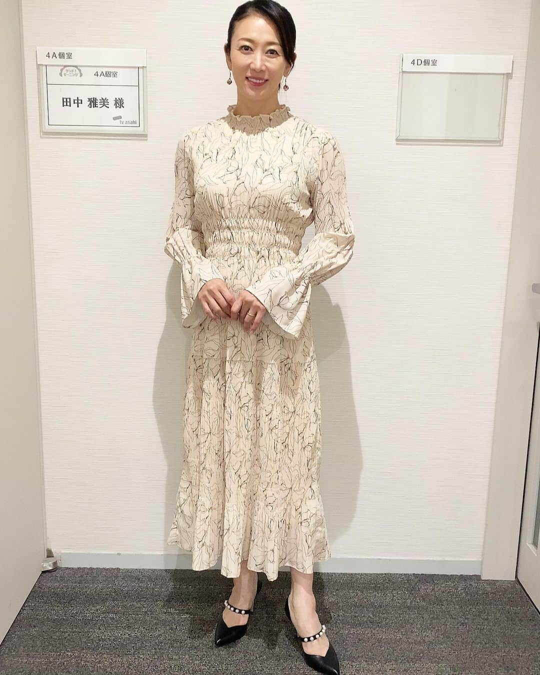 田中雅美さんのインスタグラム写真 - (田中雅美Instagram)「10月4日 テレビ朝日「グッドモーニング」で着用した衣装はこちらでした。  ・ ・ ワンピース @ladymade_official  アクセサリー @abiste_official  シューズ #dianashoes  #テレビ朝日 #グッドモーニング #goodmorning  #衣装 #コメンテーター #水曜日 #田中雅美」10月10日 20時07分 - tanakamasami_official