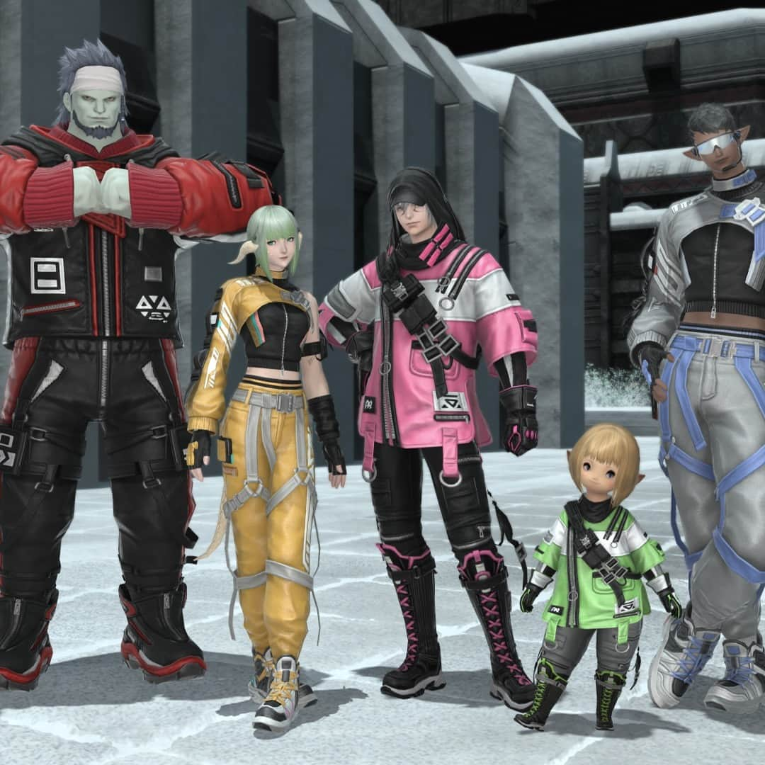 FINAL FANTASY XIVのインスタグラム：「Rock up to the battlefield in these new tactical gear sets, available for exchange with trophy crystals at the Wolves' Den Pier! 💎  #FFXIV #FF14」