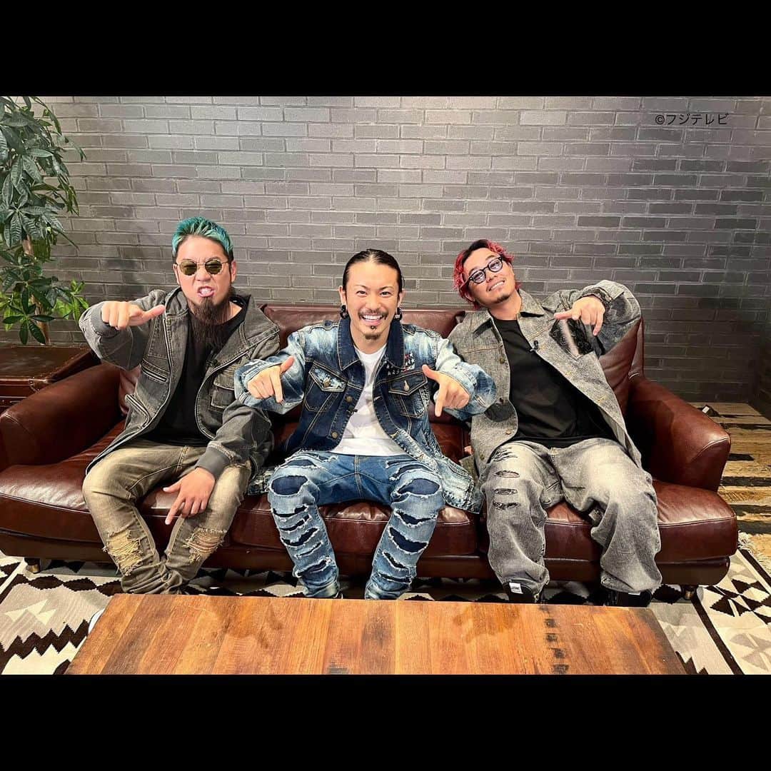 WANIMAのインスタグラム：「【TV出演情報】   明日10月11日(水)   フジテレビ系 「ノンストップ」   明日発売の「Catch Up」についてインタビューして頂きました!!   #WANIMA #ノンストップ」
