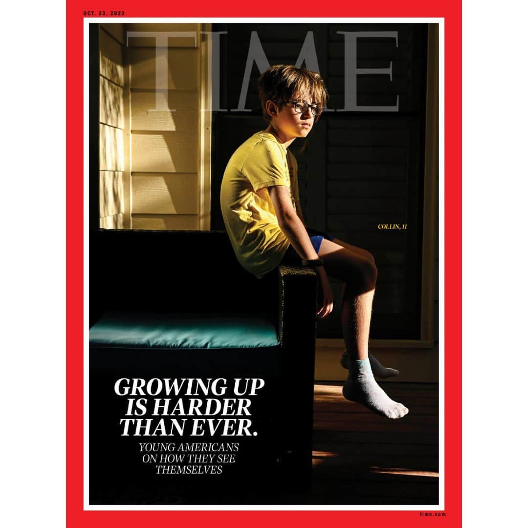 TIME Magazineのインスタグラム：「To be a U.S. teenager in 2023 is both the same as it ever was, and astoundingly different from even a generation ago.   Along with all the classic challenges of growing up—grades, parents, first loves—looms a crop of newer ones: TikTok, gun violence, political division, the whipsaw of COVID-19, the not-so-slow creep of climate change. This new world has taken a toll on U.S. teenagers.  The most important thing adults can do is listen to teenagers, says Dr. Anish Dube, chair of the American Psychiatric Association’s Council on Children, Adolescents, and their Families.   “Young people themselves are going to have the answers more than I as an expert will. It’s about listening to them," Dube says.  In an effort to do just that, photojournalist Robin Hammond interviewed dozens of U.S. teenagers from Georgia, Colorado, and the Washington, D.C., area about their mental health, the challenges they’ve faced, and how they cope.  Read what they said at the link in bio.   Photographs by Robin Hammond (@hammond_robin )」