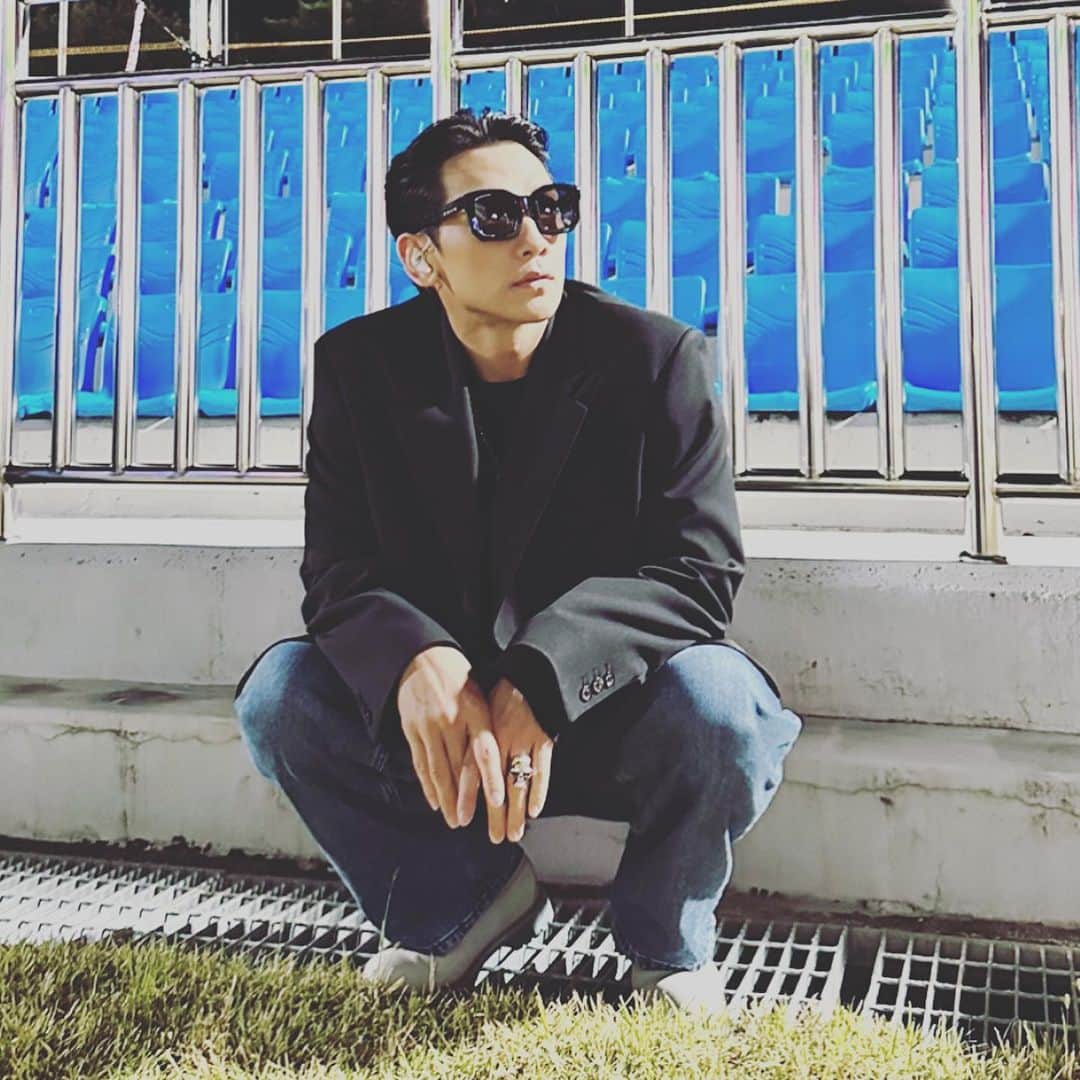 RAIN（ピ）のインスタグラム：「🤟🏻😇👏🕺」