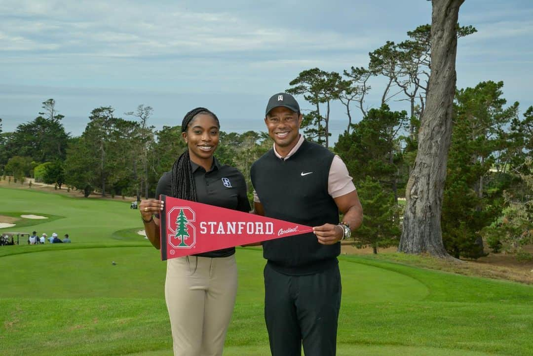 タイガー・ウッズのインスタグラム：「Had such a great time catching up with @tgrfound Earl Woods Scholar alum and current Stanford medical student, Chia. I’m so proud of our scholars and students TGR Foundation serves.」