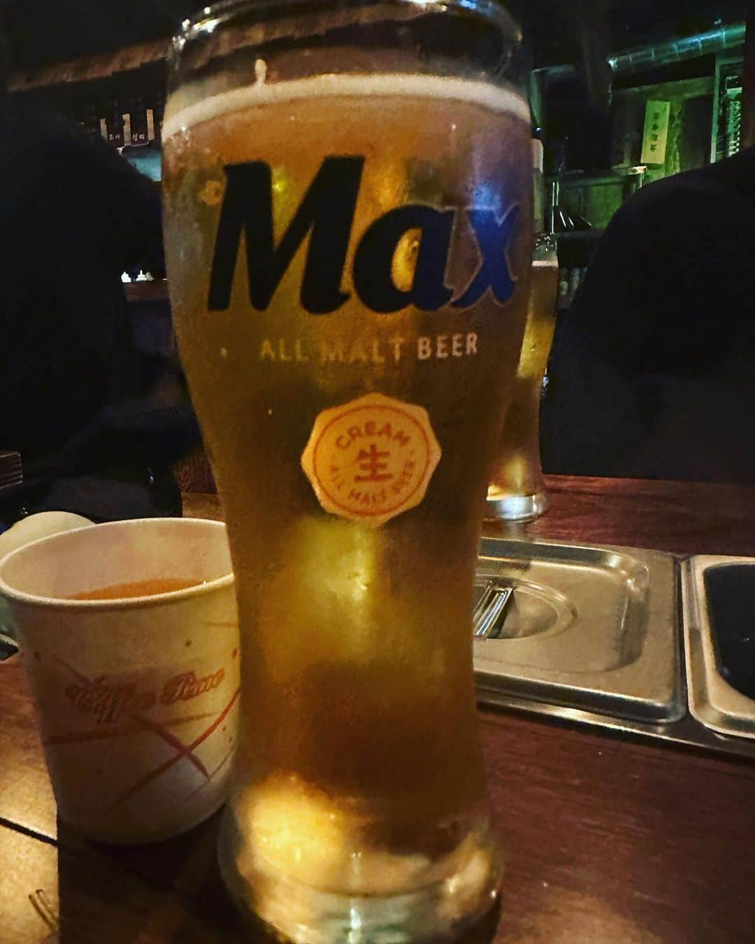 凸さんのインスタグラム写真 - (凸Instagram)「요즘 일상🍻  最近の日常🍻  #やっぱ #ビール #うめぇ #유학 #유학생활 #맥주 #하이볼 #맛있다」10月10日 20時28分 - honmonotetsuya