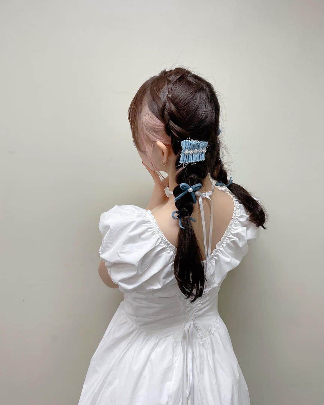 松田美里さんのインスタグラム写真 - (松田美里Instagram)「白ワンピは間違いないよね」10月10日 20時29分 - miri_matsuda