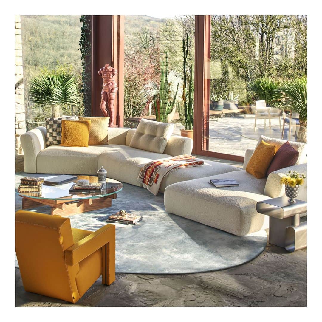 Cassina ixc. (カッシーナ・イクスシー) のインスタグラム