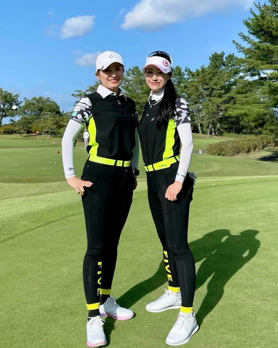 兼岩美奈さんのインスタグラム写真 - (兼岩美奈Instagram)「" センコーグループLADY GO CUP⛳️ この試合はチーム戦で2人で交互に打っていきます❤️‍🔥 宅島美香さんとペアを組ませて貰い3位でした(^^)  ペア戦は初の経験なので、前日はドキドキが高まりすぎてなかなか寝付けませんでしたがw🥱🫧 18ホールがあっという間で、安定感抜群の宅島先輩とのペアは心強く緊張感がある中で試合ができて最高に楽しかった~☺️‼︎次はもっと貢献できるようリベンジしたいな✊✨  素晴らしい大会を開催して頂きました センコーグループホールディングス様、蒲生ゴルフクラブ様 この試合の発起人となってくださった有村智恵さん、原江里菜さん。大会に携わってくださった方々、 本当にありがとうございました❣️ . . . #LADYGO #LADYGOGOLF #センコーホールディングス #蒲生ゴルフクラブ #gtdgolf #fivestar  #voicecaddie」10月10日 13時19分 - kaneiwa_mina