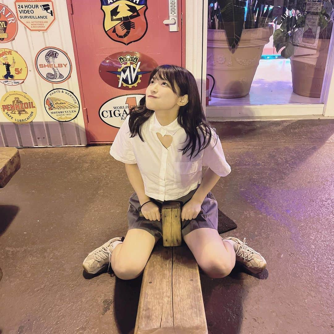 鈴木芽生菜のインスタグラム：「上しか見てないもんね❕🥳 たくさん頑張っちゃうんだから  #アイドル #アプガ #シーソー #大慶園」