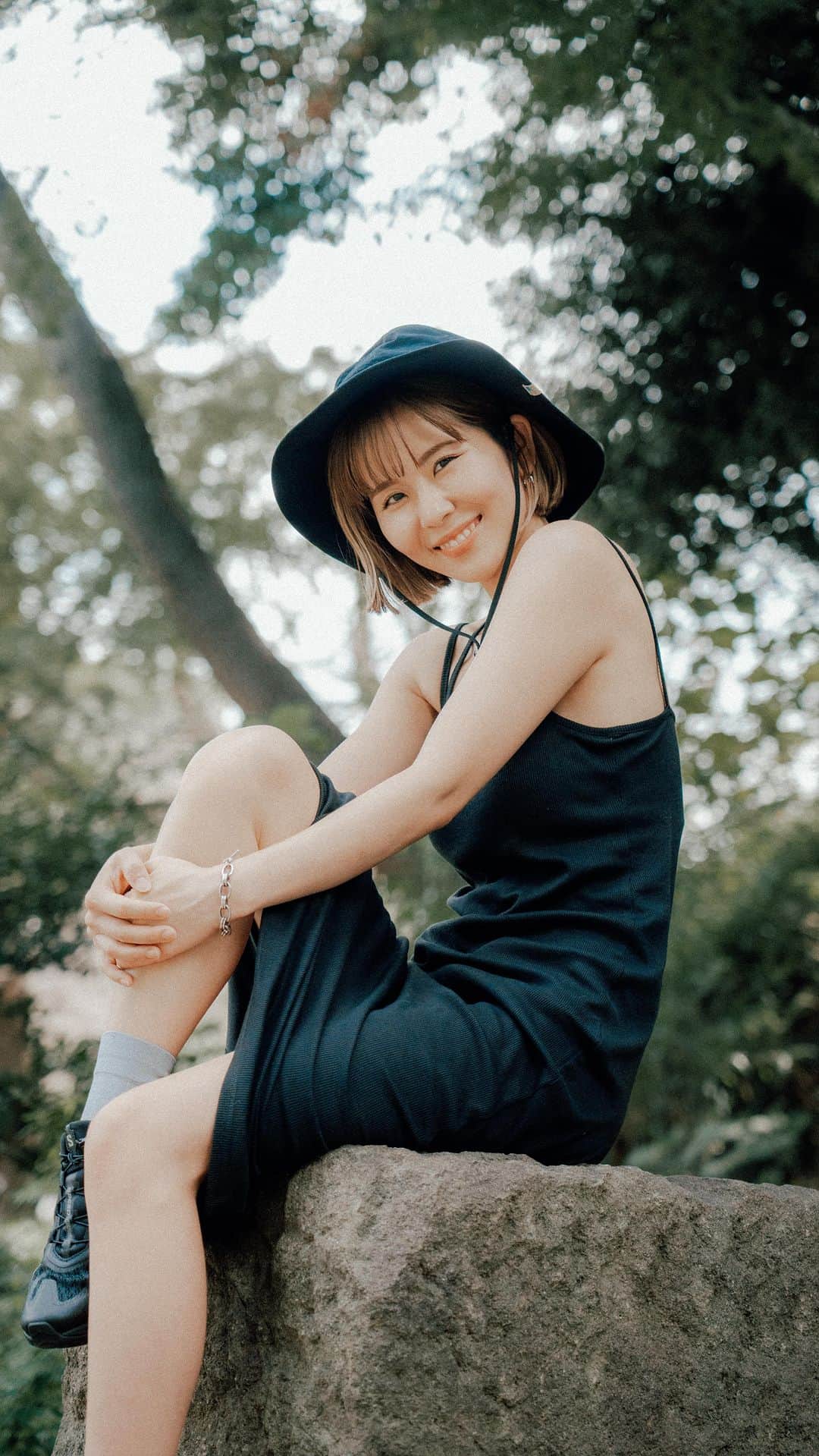 奈良岡にこのインスタグラム：「もう夏終わっちゃったね、 夕暮れの上野公園お散歩は杏里の曲が合う合う  📷 by @ishikawa_efficacy」