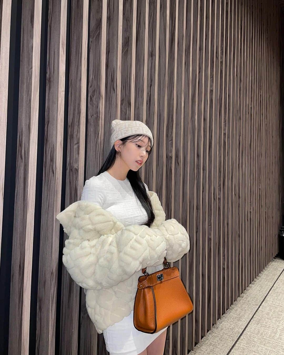 みなさんのインスタグラム写真 - (みなInstagram)「🍂👜 @fendi   #FendiFW23 #PR #JAPAN」10月10日 15時01分 - mina_sr_my