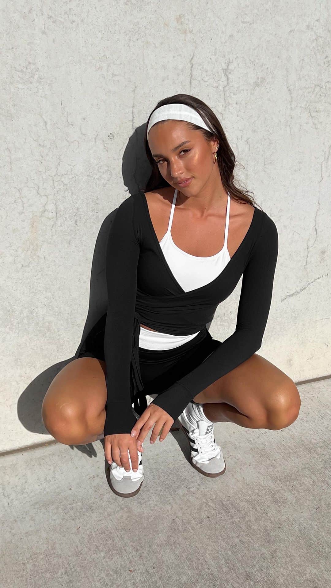 Beginning Boutiqueのインスタグラム：「Elevated activewear >> We are so excited to announce that one of our Small Biz Besties, @jeannethelabel, is now available online 🖤」