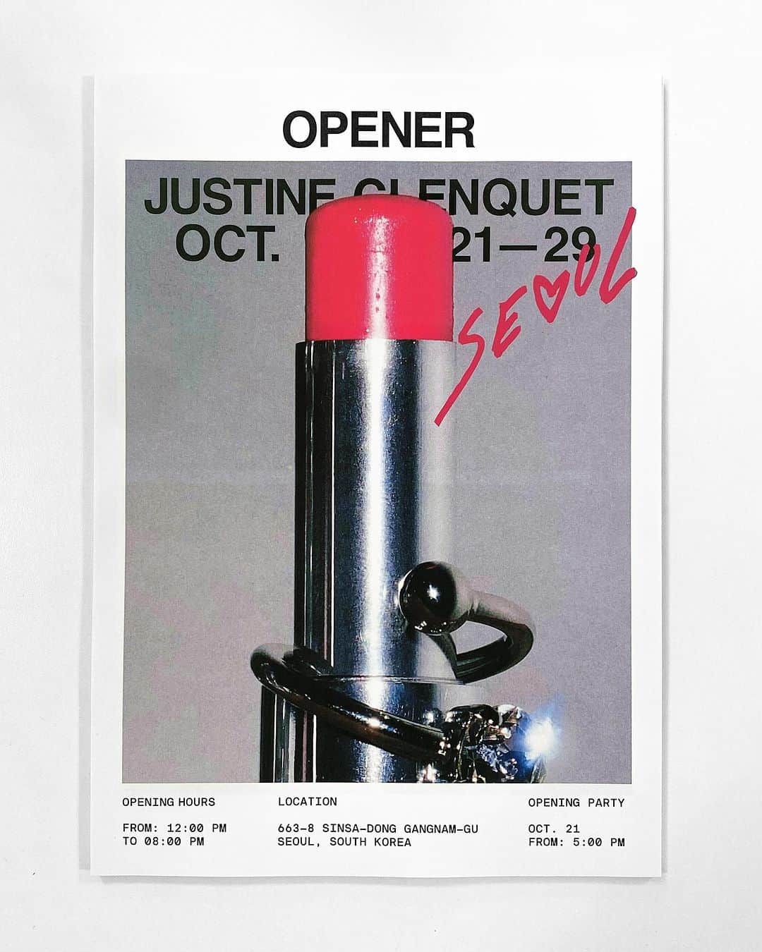 Justine Clenquetのインスタグラム：「We're so excited to invite you to our first pop-up store in Seoul with @opener_official 🇰🇷 Come to discover exclusive pieces at 663-8 Sinsa-dong, Gangnam-gu, from October 21 to 29. Join us at the opening party on October 21! Can't wait to meet you there💕 #justineclenquet」