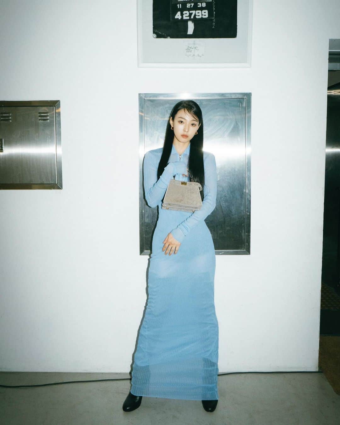 チョン・ソニのインスタグラム：「#Fendipeekaboo @fendi」