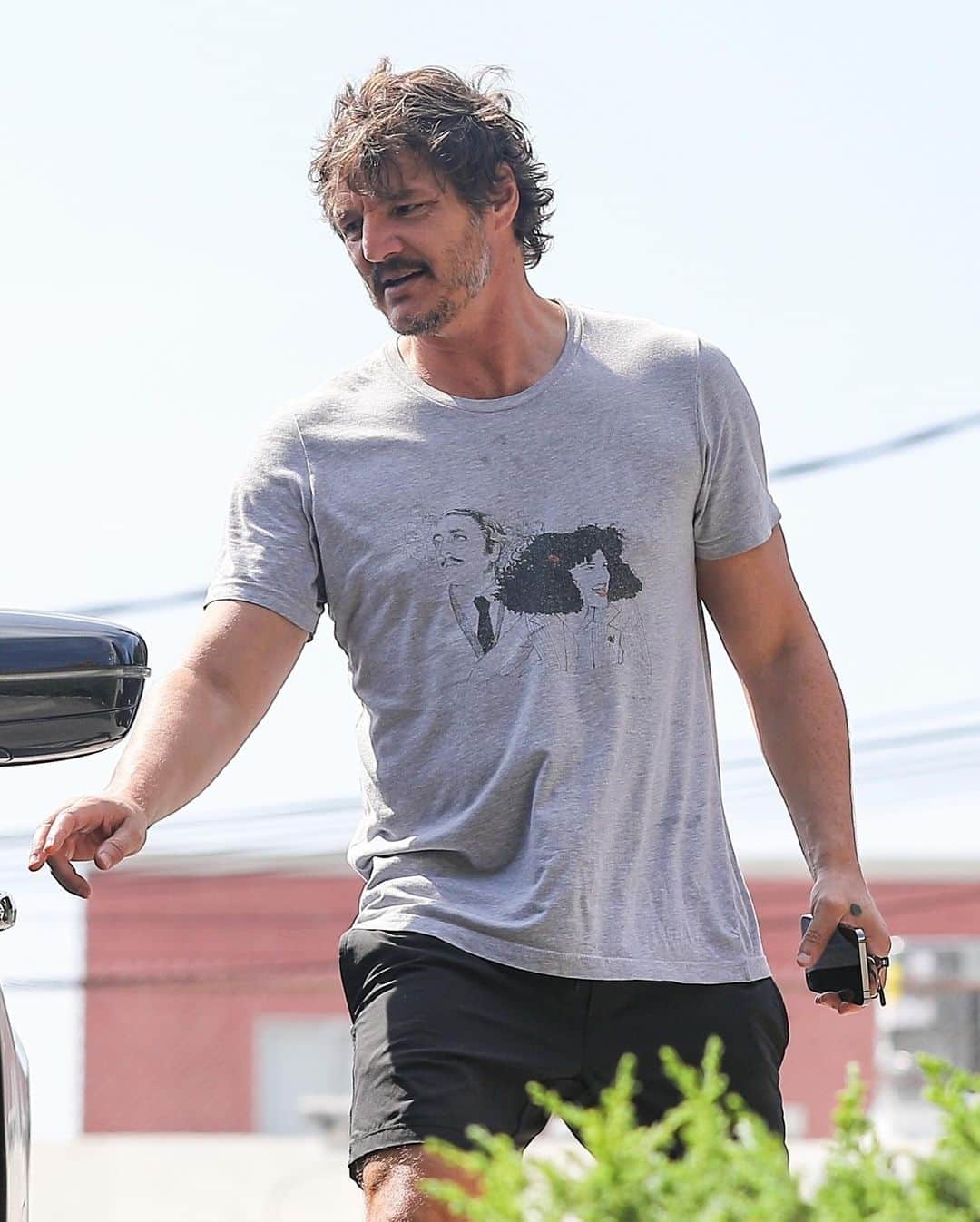Just Jaredさんのインスタグラム写真 - (Just JaredInstagram)「Pedro Pascal headed to the gym for a workout in West Hollywood on Monday and brought his creatine supplement with him! Check out JustJared.com for more photos. #PedroPascal Photos: Backgrid」10月10日 15時32分 - justjared