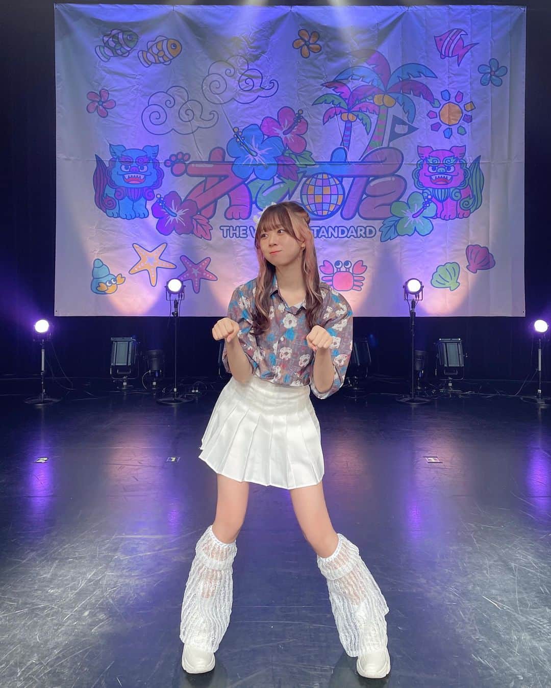 のインスタグラム：「🌺」
