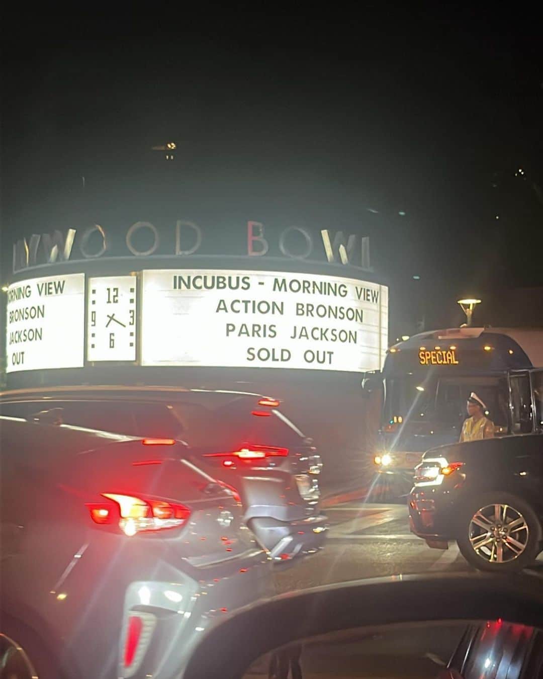 パリス・マイケル・キャサリン・ジャクソンさんのインスタグラム写真 - (パリス・マイケル・キャサリン・ジャクソンInstagram)「backstage with and by @amandadecadenet 📸」10月11日 3時55分 - parisjackson