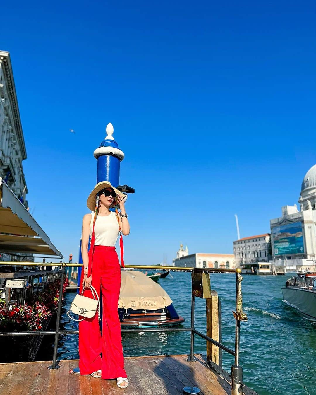 JUNKO（飯田順子）さんのインスタグラム写真 - (JUNKO（飯田順子）Instagram)「venice🇮🇹 ・ ・ ・  #thegrittipalace #venice #ヴェネツィア #thegrittipalacealuxurycollectionhotel #luxurytravel #luxuryhotel #朝食 #breakfast #サンマルコ広場 #ヴェネツィア旅行 #旅スタグラム #旅行記 #イタリア旅行 #イタリア #venzia #グリッティ パレスラグジュアリーコレクションホテルヴェ ニス #グリッティパレス#hermès #hermes #ferragamo #運河」10月10日 17時12分 - jun__ko_