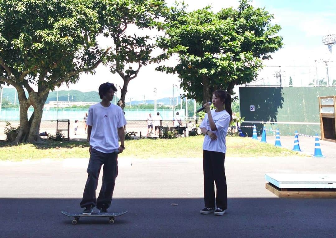 早川優衣さんのインスタグラム写真 - (早川優衣Instagram)「石垣島で行われた２つのイベントに呼んでいただきました！  トークショーを終えたあと、BMXやってみたい！と言に来てくれた石垣島の女の子や、ストライダーキッズたちがいました！  石垣島にはBMXを乗れる場所がない、ということが現実だけど、それでもBMXをしたい人がいるという事実はとても嬉しかったです🚲☺️  そんな子が挑戦できる環境や、新しい夢を見つけるお手伝いを、少しでも出来たら良いなと強く思いました🔥  石垣島の皆様、現地でお世話になった皆様、ありがとうございました！！  ps: シンプルに石垣島最高すぎました！🤤 石垣島でBMX乗って 練習が終わったらビーチ行ったり、綺麗な星空見たり、美味しいご飯食べたり、、。 そんなこと出来たら、本当に最高だなぁと思いました🏝️ また石垣島投稿します笑 : #石垣島 #BMX #MOVESPORT」10月10日 17時05分 - yui_hayakawa