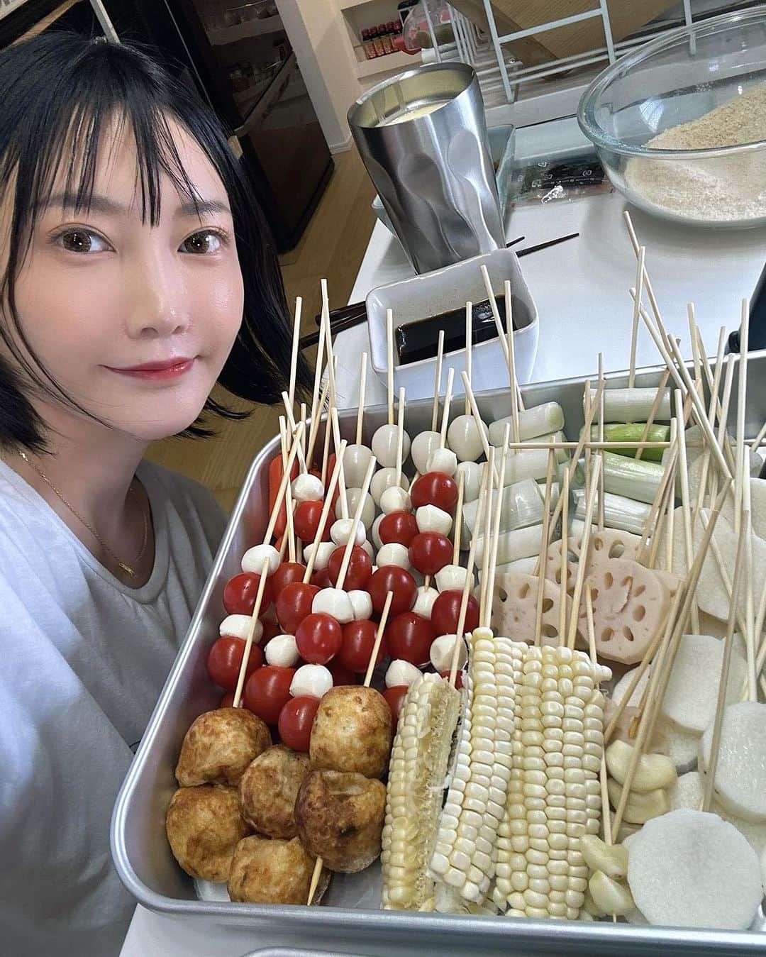 木下ゆうかさんのインスタグラム写真 - (木下ゆうかInstagram)「ちょっと前YouTubeに公開した串揚げの！ 揚げ物美味しいけどこわい！🥲 しかしその先に天国が待っているのだ！！ #youtube  #木下ゆうか #串揚げ」10月10日 17時24分 - yuka_kinoshita_0204