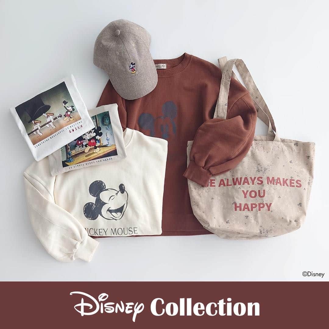 Samansa Mos2のインスタグラム：「＜DISNEY Collection発売！＞ 　  SamansaMos2よりディズニーの人気キャラクター、 「ミッキーマウス」デザインのオリジナルアイテムが出来ました！ 各ショップ＆CAN ONLINE SHOPにて数量限定で発売致します。  「ミッキーマウス」のプリントをあしらったスウェットは SamansaMos2ならではのゆるっと感がポイント。 毎回人気の転写プリントＴシャツの他、 秋コーデにプラスしたいツイードキャップとバッグの小物もラインナップ！ 　  《発売日》 10/13(金)  《発売店舗》 ・SamansaMos2取扱店舗（OUTLETを除く） ・CAN ONLINE SHOP（10月13日12:00発売） 　  -----------------------------  ・ミッキーマウス/裏起毛ゆるスウェット No_1212919 ￥5,390(tax incl.)  Color：キナリ/ブラウン/チャコール ・ミッキーマウス/転写プリントロングTシャツ No_1212920 ￥3,850(tax incl.) Color：オフ/ホワイト/ベージュ  ・ミッキーマウス/刺繍ツイードキャップ No_1817565 ￥3,850(tax incl.) Color：ベージュ/チャコール  ・ミッキーマウス/総柄プリントトートバッグ No_1817786 ￥4,290(tax incl.) Color：ベージュ 　  -----------------------------  　  #samansamos2 #サマンサモスモス #sm2 #SM2 #canshopig #tsuharu #TSUHARUbySamansaMos2 #ツハル #ナチュラル #ガーリー #ミッキーマウス #ミッキーマウスコラボ」