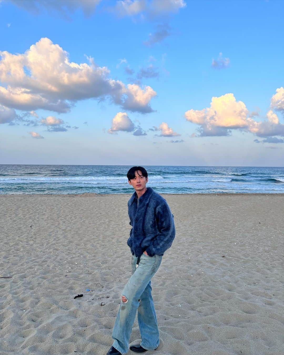 イ・ジフンさんのインスタグラム写真 - (イ・ジフンInstagram)「🌊👕👖#coor_official 2023.10.10」10月10日 18時05分 - 88leejihoon