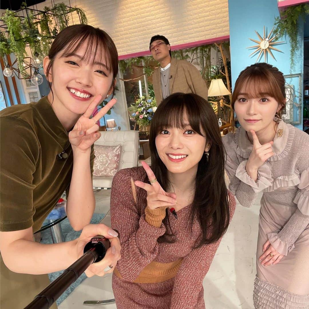 あざとくて何が悪いの？（テレビ朝日公式）さんのインスタグラム写真 - (あざとくて何が悪いの？（テレビ朝日公式）Instagram)「10/12(木)深夜0時45分〜 ※一部地域を除く ゲスト #櫻坂46 #田村保乃 #守屋麗奈 「恋の事件簿」のVTRを観ながら徹底討論!! お二人の恋愛観が赤裸々に…😳🤍 放送までお楽しみに🎶 #あざとくて何が悪いの」10月10日 18時07分 - azatoinsta