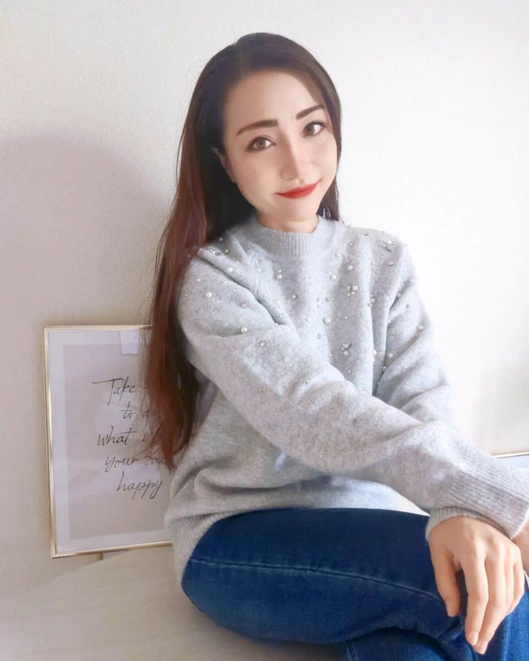 のインスタグラム：「お疲れ様😊 . 今日は週初めということもありバタバタでした😇😇 . .  7日間、7つの SHEINスタイル 12/31まで、 お買い上げ金額1～5,999円までは15%OFF、6000円以上は20%OFF ♥クーポンコード→→SHEINSW4022 ひろみの着用商品を載せておくね😊♥ . MOTF PREMIUM パール 装飾 ラグランスリーブ セーター 12132408 .  sponsored  #SHEINstyleweek  @Shein_japan　@Shein_official #SHEINforAll  #SHEINpartner  #ad . #秋服　#秋服コーデ #お花すきな人と繋がりたい 　 #秋コーデ　#デニムコーデ　#旅行コーデ #デニム　#denim　#ワンピース #yoga#筋トレ#ダイエット#ボディーメイク #筋トレ女子#ダイエット仲間募集　 #kyoto #京都　#kyotojapan」