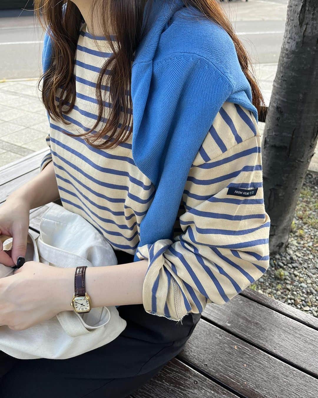DHOLIC SNAPのインスタグラム：「miel 人気アイテム🩵 韓国っぽ好きさん必見のアイテムばかりです👀！！  ボーダートップスは再入荷アイテムですのでお早めの購入がおすすめです🛒  #韓国っぽコーデ#ボーダートップス#ワンピース#ミリタリージャケット#パーカー#韓国カジュアル#キャップコーデ#大人カジュアル#トレンド#再入荷アイテム#dbyd#秋コーデ#秋服」