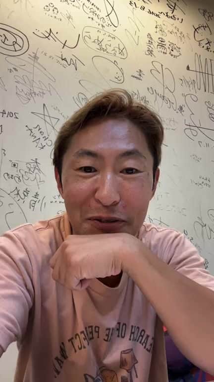 なべやかんのインスタグラム：「東洋286本番前の楽屋から生配信。」