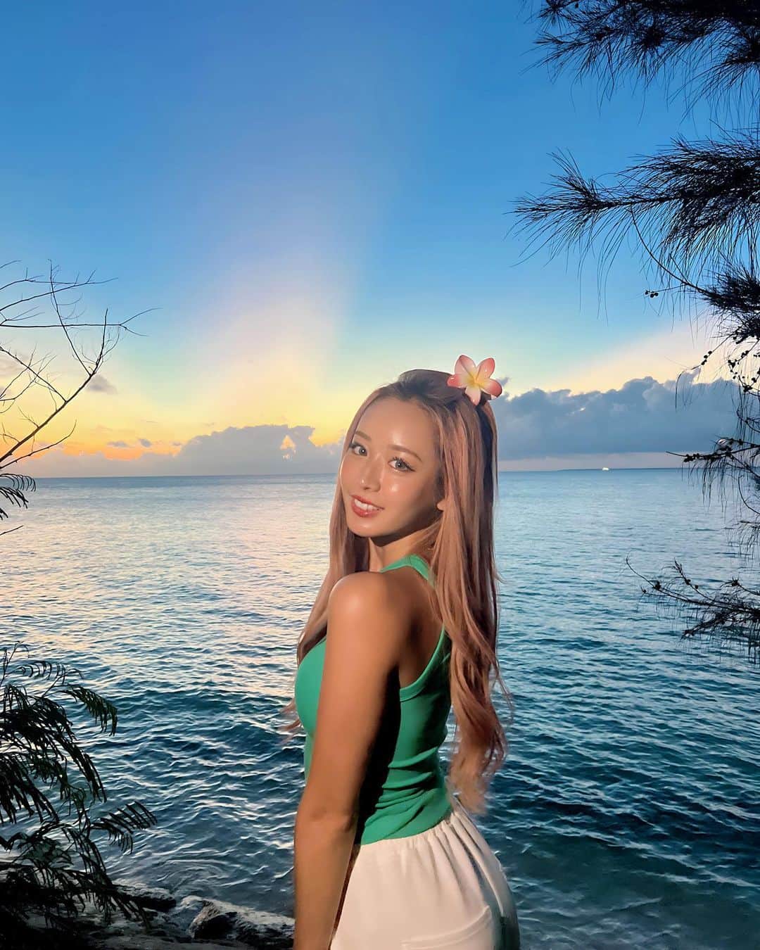 田村月光（ツッキー）のインスタグラム：「ビーチに行ったのにビーチが無くなってたよ〜🌅💖✨」