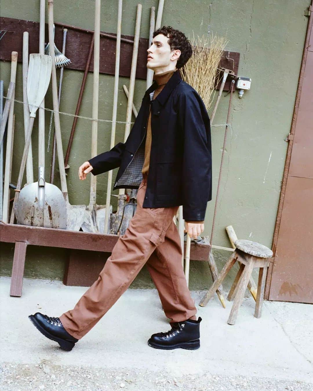 ブッテロのインスタグラム：「Rigorous forms and comfortable materials. Check out our latest boot, “ALPI”.  #Buttero #ButteroFamily」