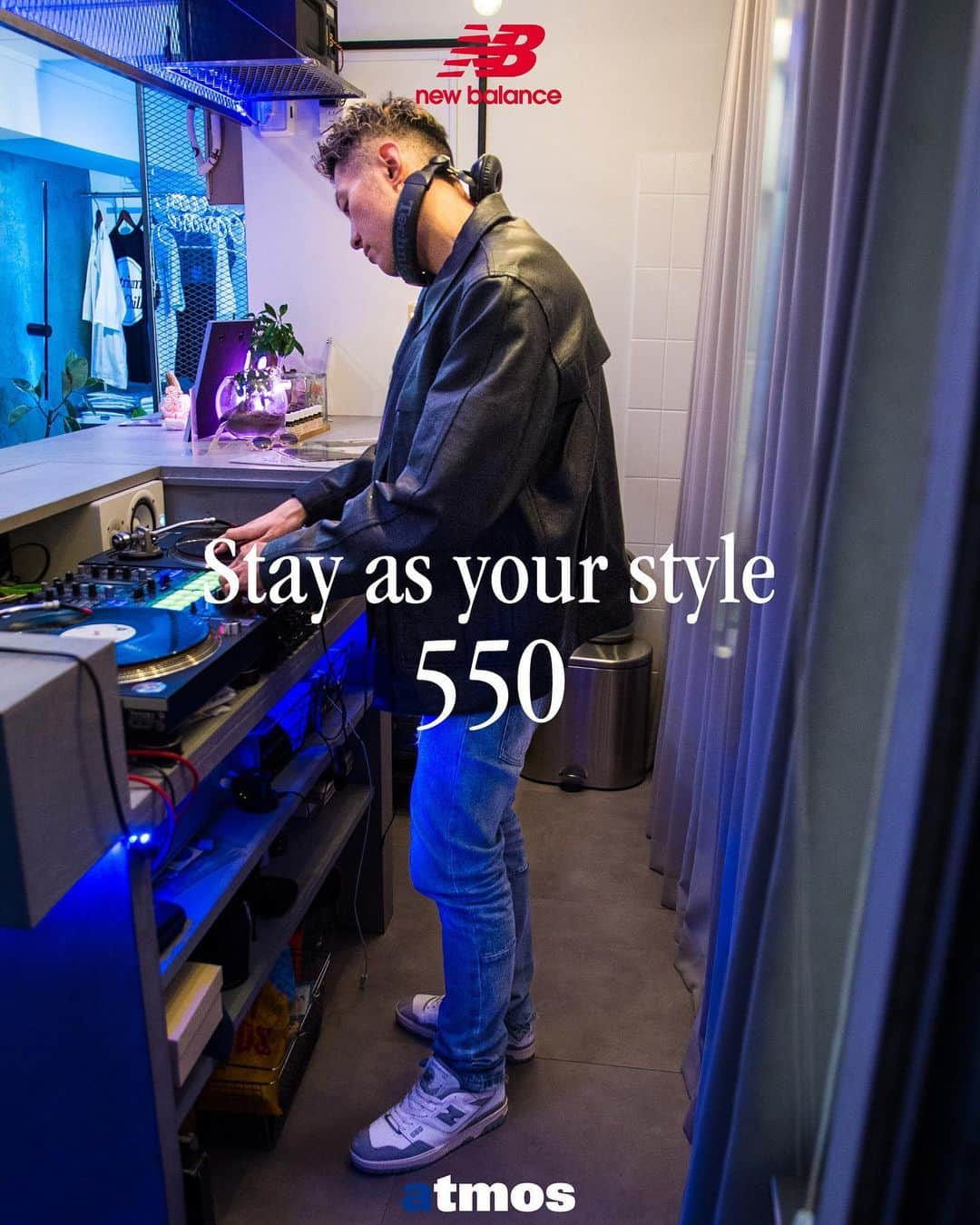 アトモスさんのインスタグラム写真 - (アトモスInstagram)「. "Stay as your style 550"  DJ DJ KRO ( @djkrotokyo ) w/ BB550NED  どんな時でも、自分のスタイルを崩さない。 どんな時でも、自分らしくあり続ける。 いつだってそのままでいい。  #atmos #NewBalance #stayasyourstyle550 #550」10月10日 19時15分 - atmos_japan