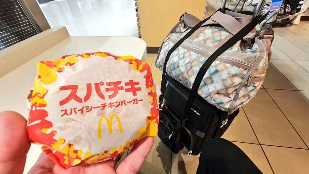 のインスタグラム：「辛いの大好き‼️ #マック」