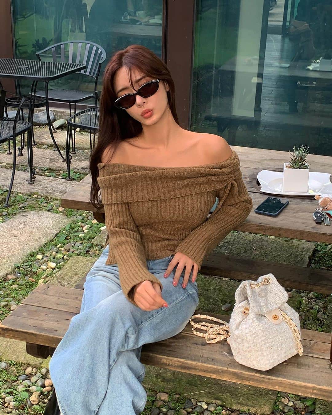 キム・ボラムのインスタグラム：「나 오늘 상태 맘에 드는데 일정 마치고 집으로 들어가긴 싫고 밖으로 나돌고 싶을 때 다들 있죠?  그런날이였다구😎」