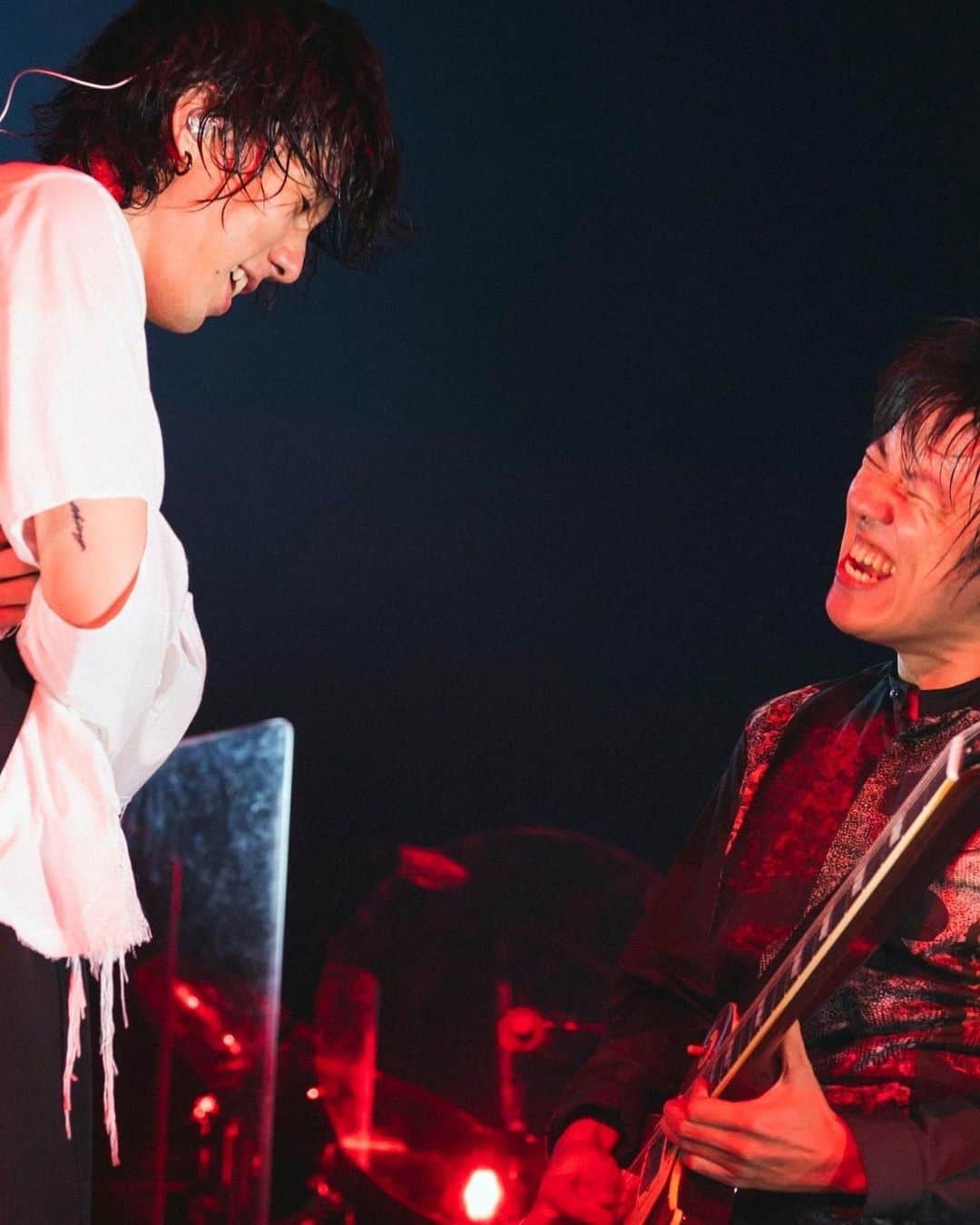 野田洋次郎さんのインスタグラム写真 - (野田洋次郎Instagram)「Sydney🌹❤️‍🔥🌹 You guys killed it!! Loved your peaceful energy so much. What a great night to see each other for the first time.  Let's do this again. Thank you🌹  @hordernpavilion 🌹 📷 @takeshiyao  #rad_australiantour2023」10月10日 19時16分 - yoji_noda