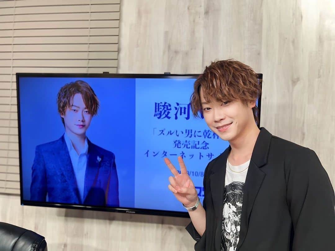 はやぶさのインスタグラム：「先日の『リミスタ』では、有難うございました！ 久しぶりに皆さんとお話が出来て楽しかったです！ 楽しさが顔に表れています！楽しい顔です！あぁ楽しかった！  【EN】  Thank you very much for the "Limista" the other day!  It was fun to talk with you all in a while!  I can see the fun on your faces! It's a happy face! It was a lot of fun!  #はやぶさ #ヒカル #ヤマト #大滝ひかる #駿河ヤマト #イベント #一日一枚  #写真  #hayabusa #hikaru #yamato #event  #picstory  #picstagram #photooftheday  #photogram  #hayabusadiary  #はやぶさの日記  #fotohariini」