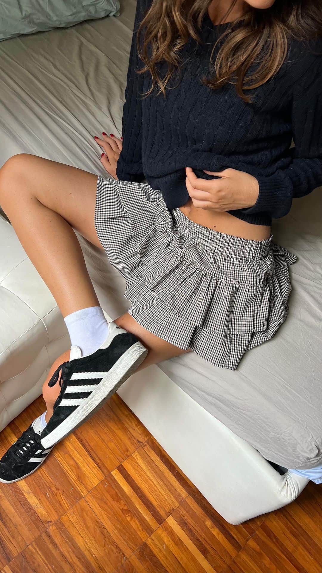 Subduedのインスタグラム：「Hands down the cutest mini skirt this season😍😍 #subdued #subduedcommunity #subduedgirls」