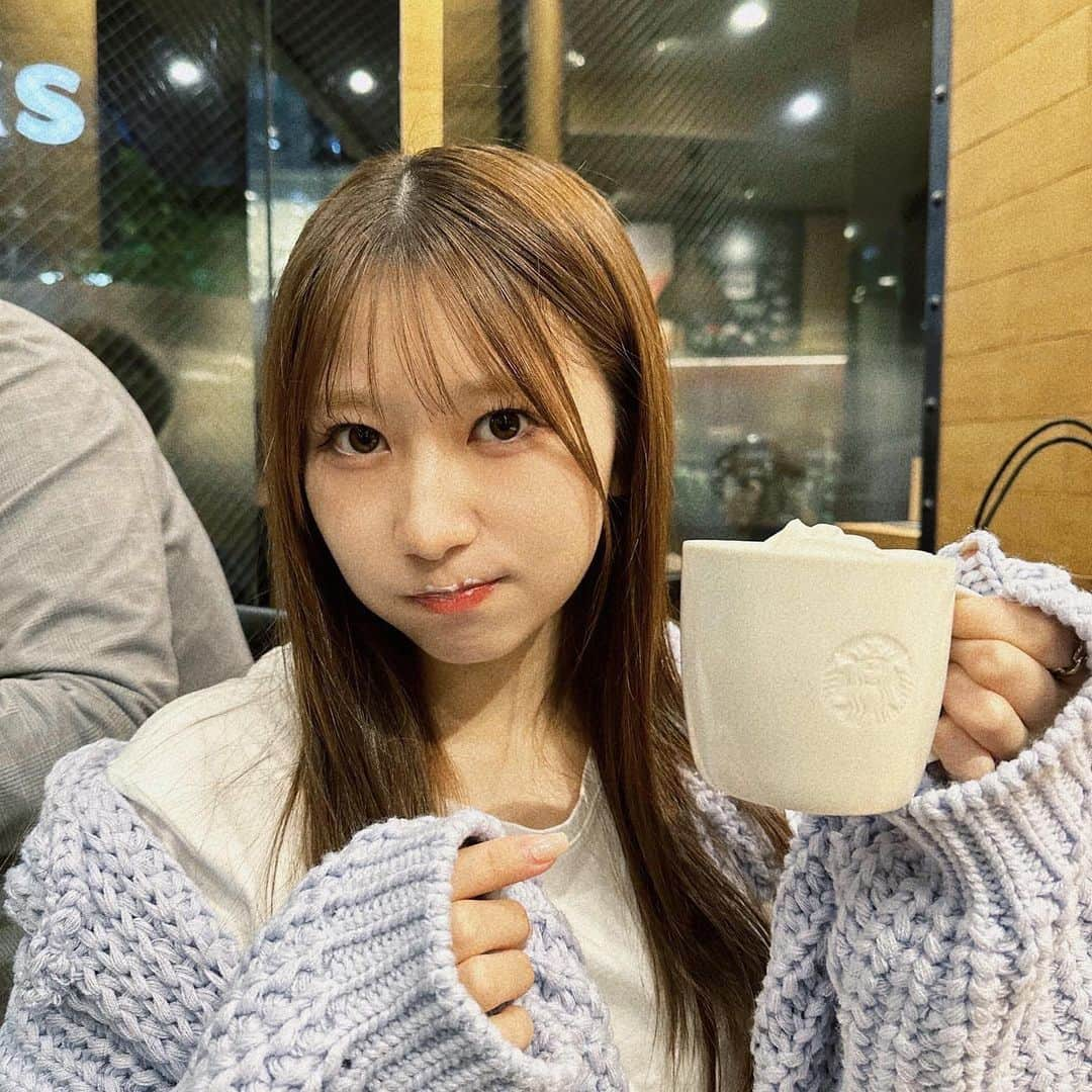 伊藤優絵瑠さんのインスタグラム写真 - (伊藤優絵瑠Instagram)「寒すぎてホット頼んだ日☕️」10月10日 19時49分 - yueruito_1024