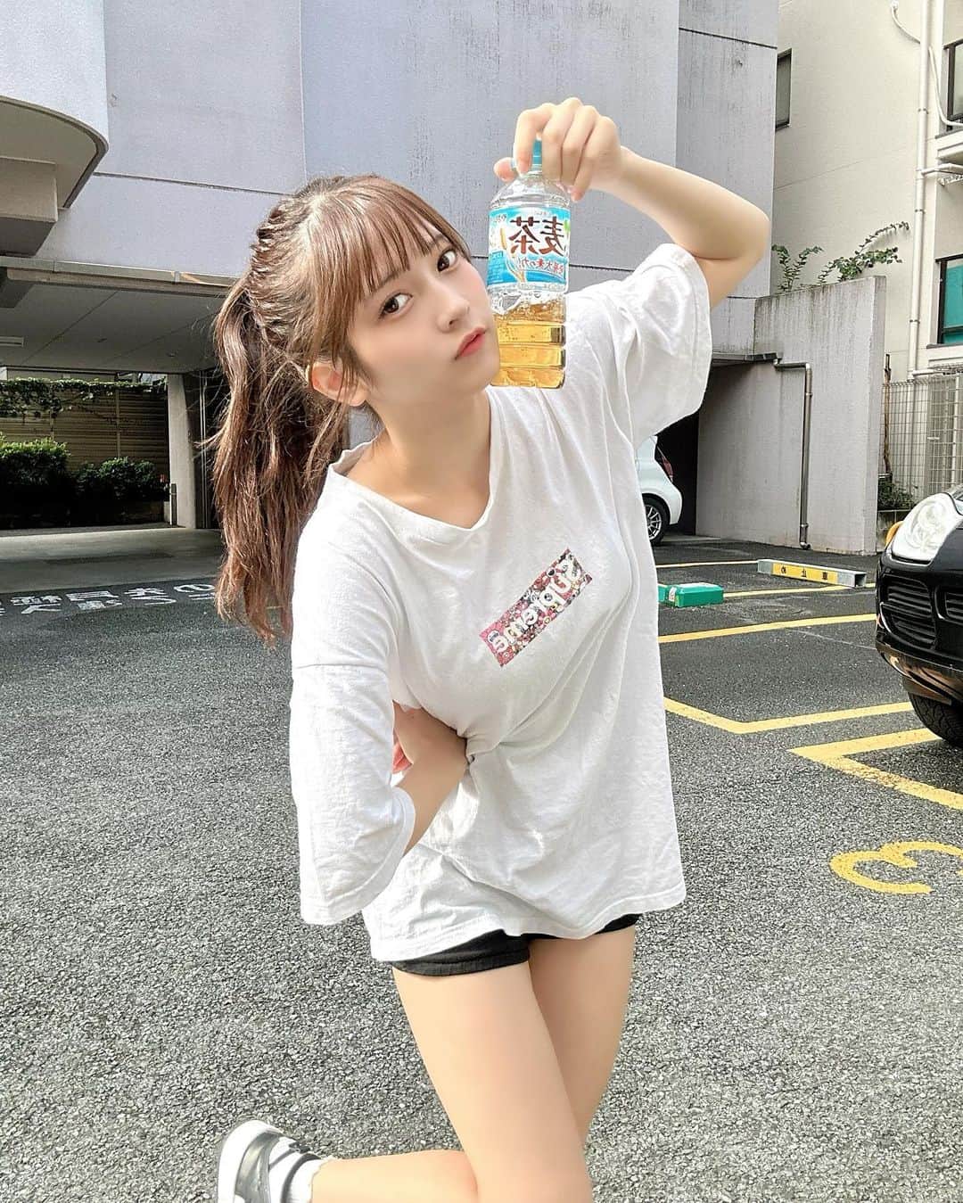 のインスタグラム：「髪明るくなってきた明るくなりすぎた。染めなきゃ」